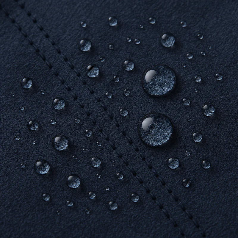 Averis™ | Eleganza misurata dal profilo attuale