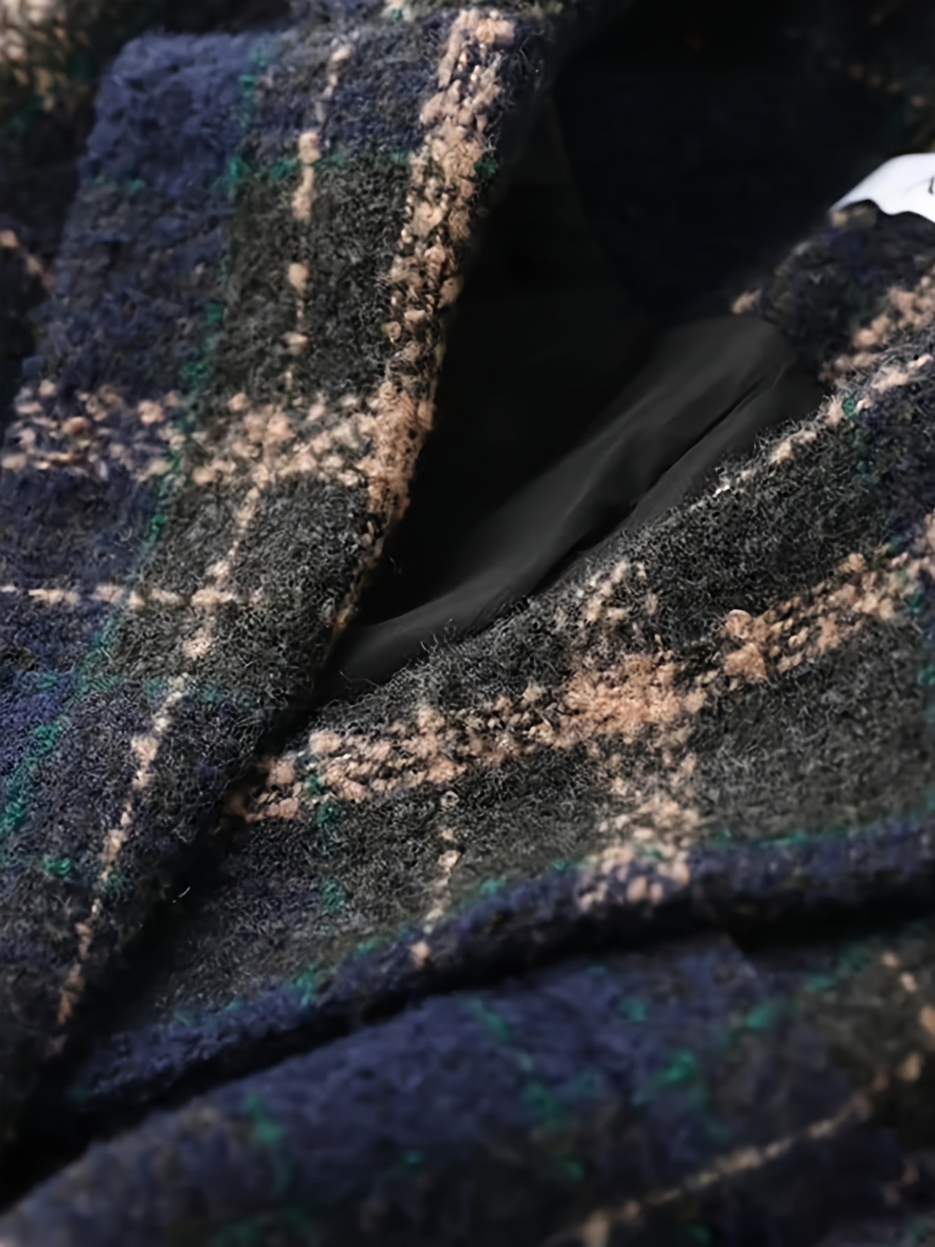 QUADRÉLIA™ | Cappotto in lana a quadri dal fascino senza tempo