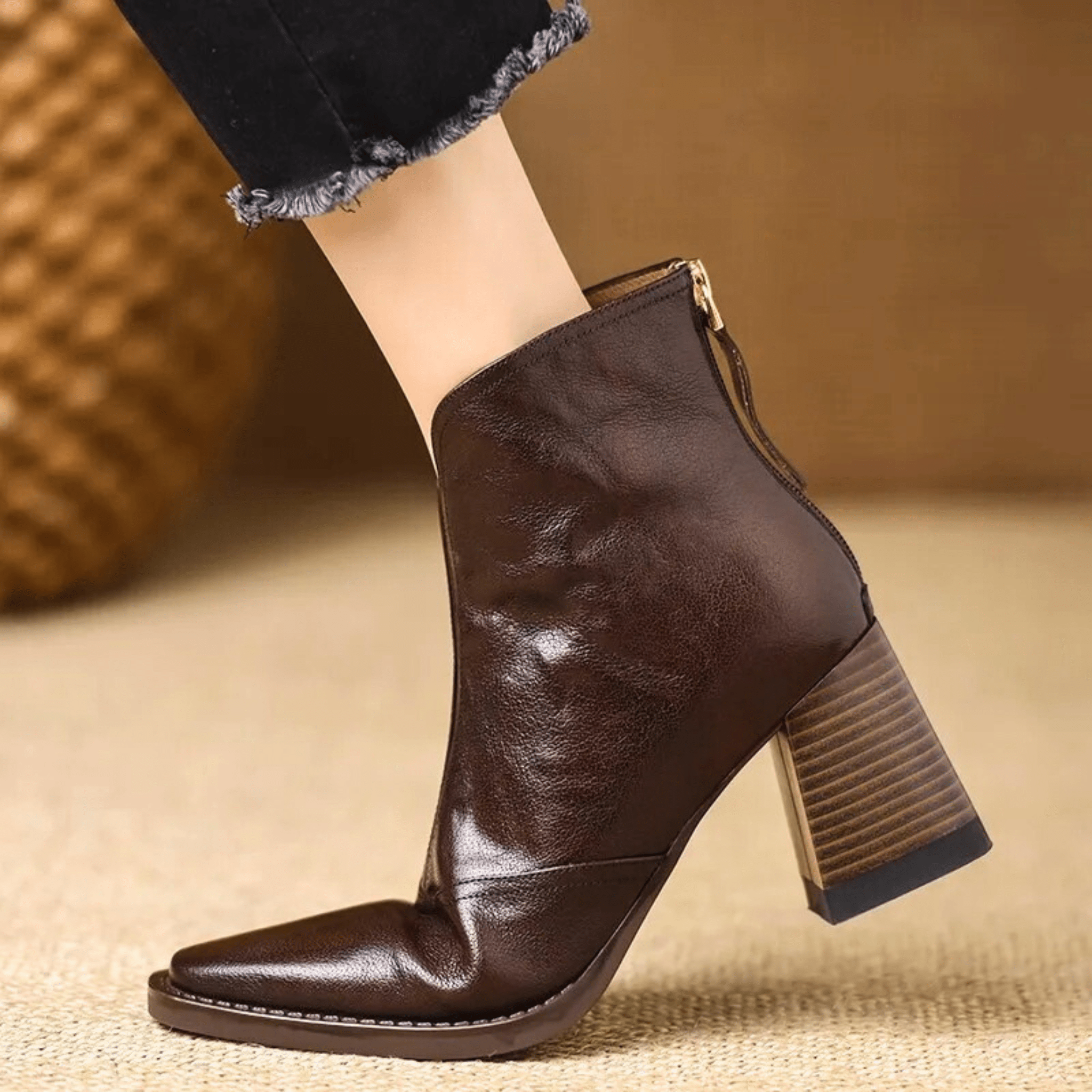 Federica Chic™ | Ankle boots raffinati con tacco medio e punta fine